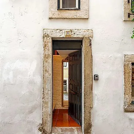Casa Aurora - Historical House 5 Mins To Terreiro Lisboa